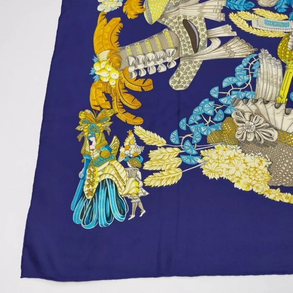 π¨π΅ Hermes blue silk scarf authentic 90X90cm π¨π΅ - Picture 2 of 10